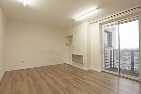 Price £1,600 pcm - Available Now - Unfurnished - Photo 3