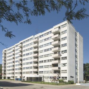 The Nottingham - Photo 2