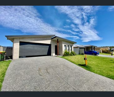 5 Trevally Avenue, Old Bar, NSW 2430 - Photo 4