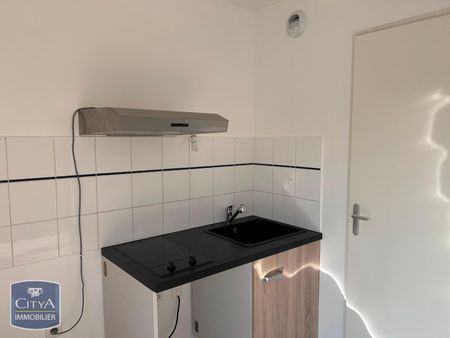 Location Appartement 2 pièces 48m² VAYRES 33870 - Photo 3