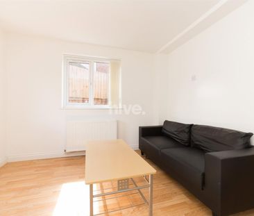 Lewis Drive, Fenham, Newcastle upon Tyne - Photo 2