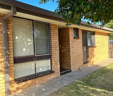 Refined Comfort and Effortless Convenience in the Heart of Lavington - Photo 3