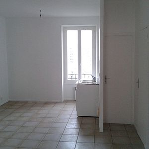 Appartement 3 pièces – VILLEURBANNE - Photo 3