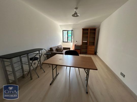 Location Appartement 1 pièce 21m² ALENCON 61000 - Photo 1