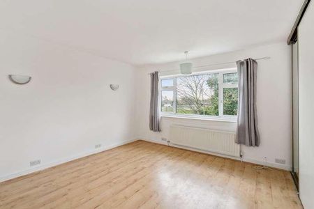 St Davids Close, Iver, SL0 - Photo 4