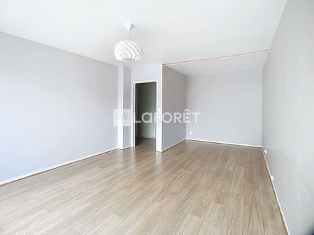 Apartment - Photo 2