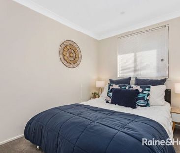 SPACIOUS FAMILY HOME IN PRIME LOCATION ! - Photo 3