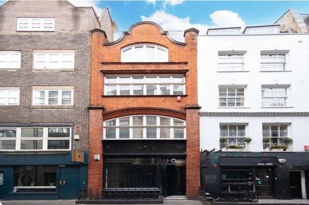 1 Bed Flat, Bateman Street, W1D - Photo 4