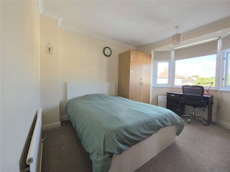 1 bedroom in a house share to rent - Photo 5