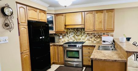 For Lease - 29 Brucewood Road, Brampton, Ontario - Photo 5