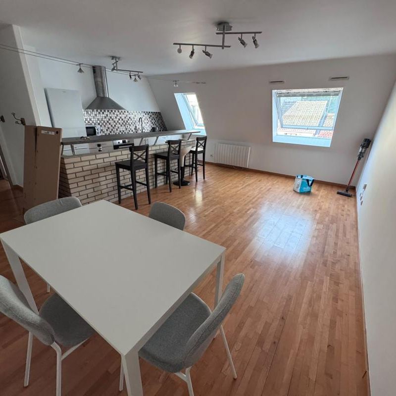 Meublé - Appartement À Louer avec Parking - Photo 1