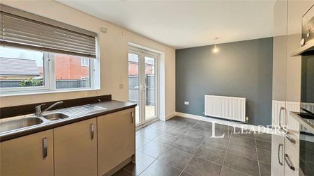 3 bedroom terraced house to rent - Photo 5