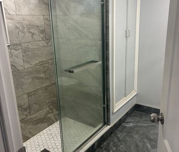 For Lease - 19801 Leslie Street Unit# BSMT, East Gwillimbury, Ontario - Photo 3