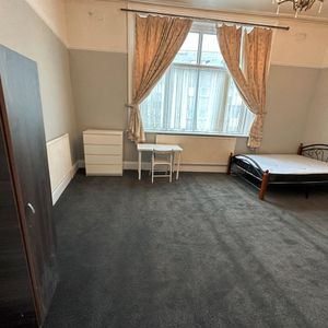 Room in a Shared House, Harrow Road, W10 - Photo 3