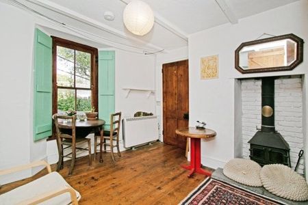 Falmouth, Falmouth, TR11 - Photo 2