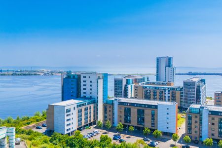 Breakwater House, Cardiff Bay - Photo 2