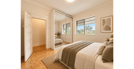 FULLY RENOVATED 4 BEDROOM FAMILY HOME – AVAILABLE NOW! - Photo 4