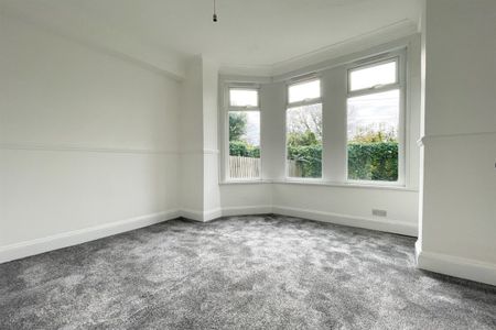 1 bed Flat Retreat Road, SS0 - Photo 2