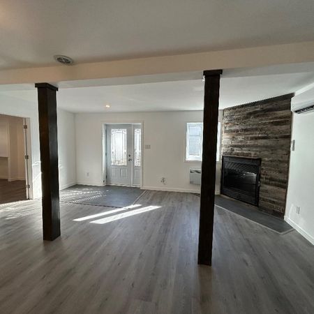 Grand 4 1/2 à louer Vieux Terrebonne - Photo 3