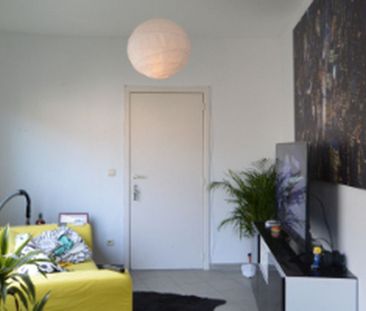 Appartement te huur in Gent voor € 735 met 1 slaapkamer - Photo 2