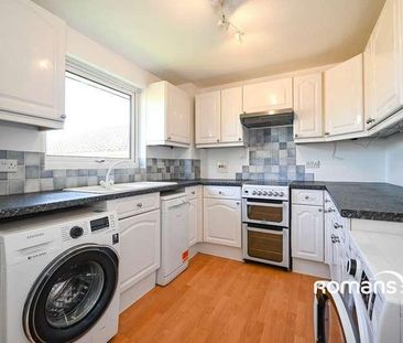 Madingley, Bracknell, Berkshire, RG12 - Photo 3