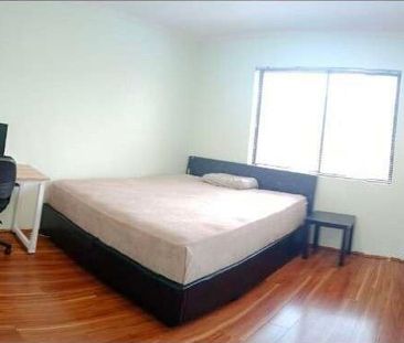 Harris Park - Photo 1