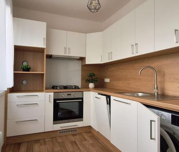 Pronájem bytu 3+1 72 m² - Photo 2