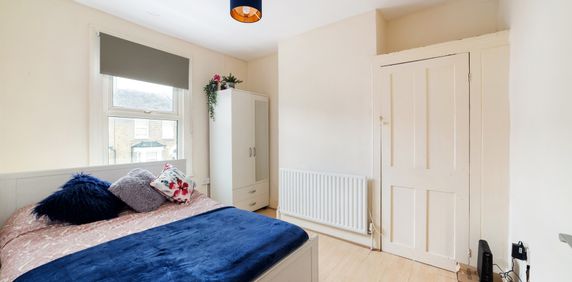 🌺 Large Victorian Terraced Property in Tottenham, N17 🌺 - Photo 2