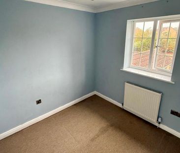 3 bedroom detached house to rent - Photo 2
