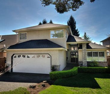 Bright, Spacious 4 Bedrooms/3 Bathrooms Home in White Rock - Photo 1