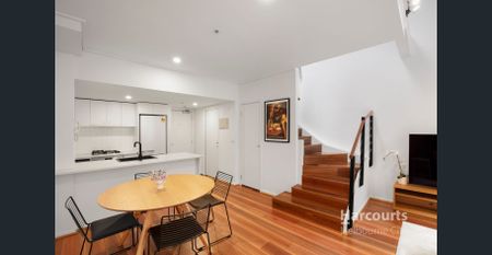 Stylish Loft Living - Fully Furnished! - Photo 4