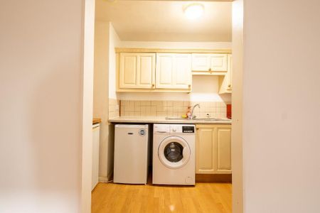 1 bedroom flat to rent - Photo 3