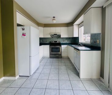 For Lease - 55 Linderwood Drive, Brampton, Ontario - Photo 2