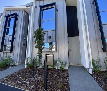 Brand New Executive Townhouse! - Photo 5