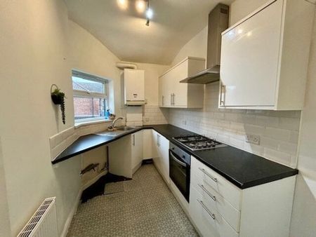 Hawarden Avenue, Wallasey - Photo 3