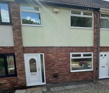 Roslin Gardens, Bolton - Photo 1