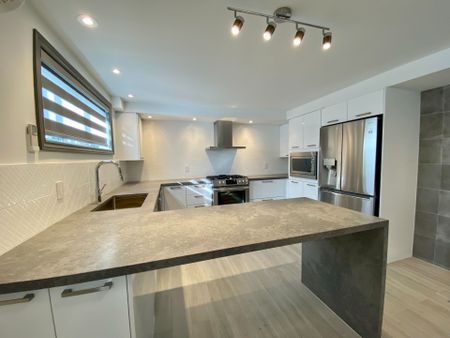 For Lease - 2036 Davenport Road Unit# Unit 1, Toronto, Ontario - Photo 5