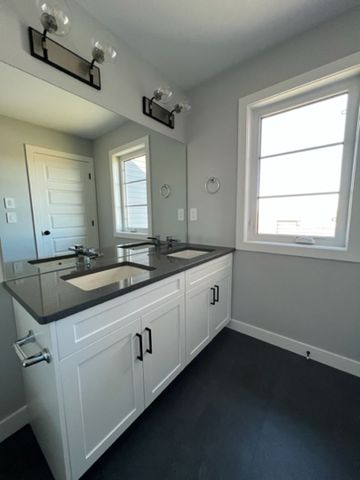 Brighton - 3 Bedroom/2.5 Bathroom Home - 860 Brighton Gate - Photo 5