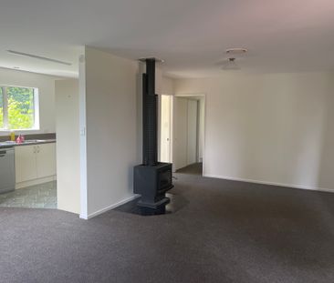 Family home in Hinds - Photo 2