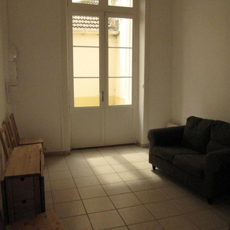 Appartement T1 A Louer - Lyon 7eme Arrondissement - 17.94 M2 - Photo 1