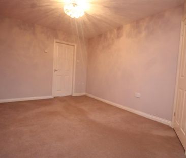 Nightingale Court, Peterborough - Photo 5
