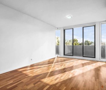 STYLISHLY PRESENTED | ENVIABLE BAYSIDE LIFESTYLE | GREAT LOCATION - Photo 5
