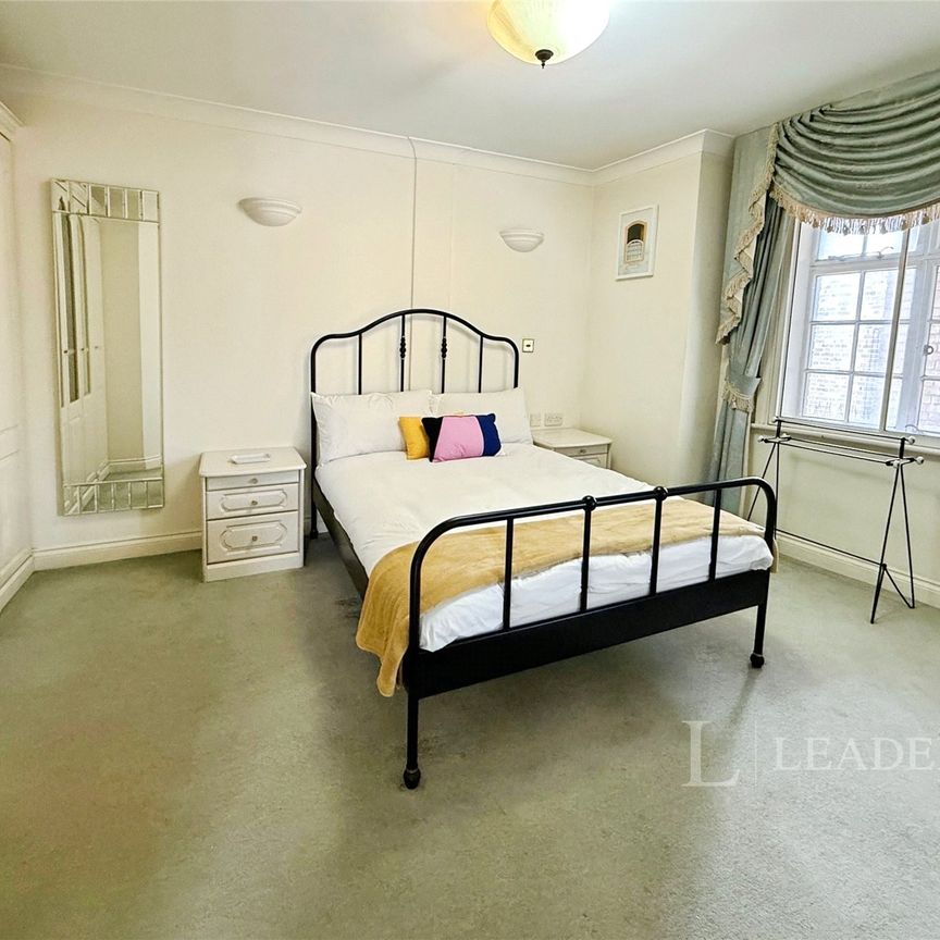 1 bedroom apartment to rent Provincial House, 84 Canute Road, Southampton, SO14 - Photo 1