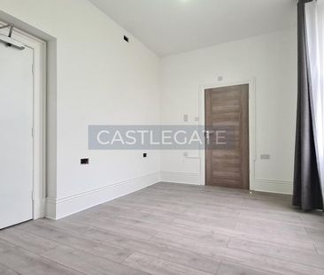 1 bedroom ground floor flat to rent - Photo 5