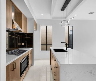 BRAND NEW LIGHT FILLED FAMILY HOME IN BEVERIDGE - Photo 2