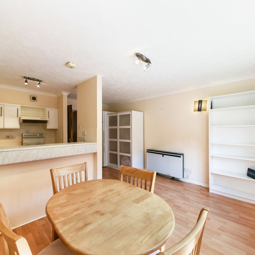 1 bedroom apartment to rent - Photo 1