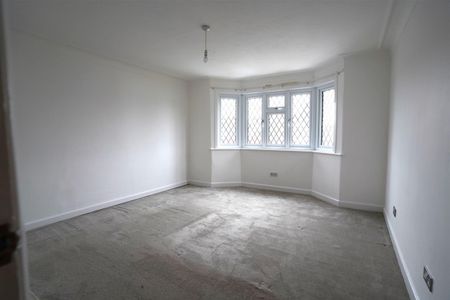 Crowstone Road, Westcliff-On-Sea - Photo 3