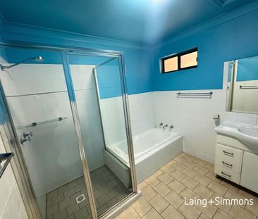 Comfortable three-bedroom townhouse - Photo 6