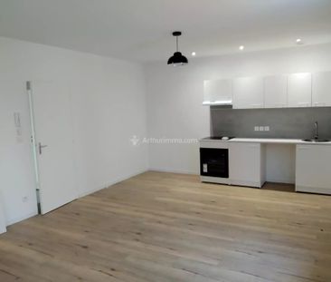 Location Appartement 3 pièces 53 m2 à Carmaux - Photo 2