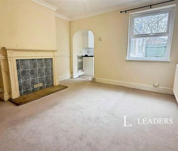 2 bedroom terraced house to rent - Photo 2